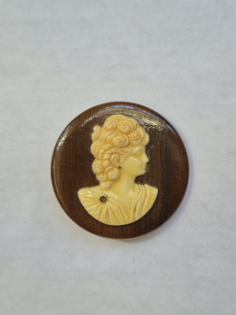 Vintage Victorian Revival Cameo Pin - Brown Wood Round Brooch